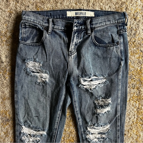 Brandy Melville Women's Jeans - Size 25 - Trendy and Comfortable Denim - Picture 3 of 5